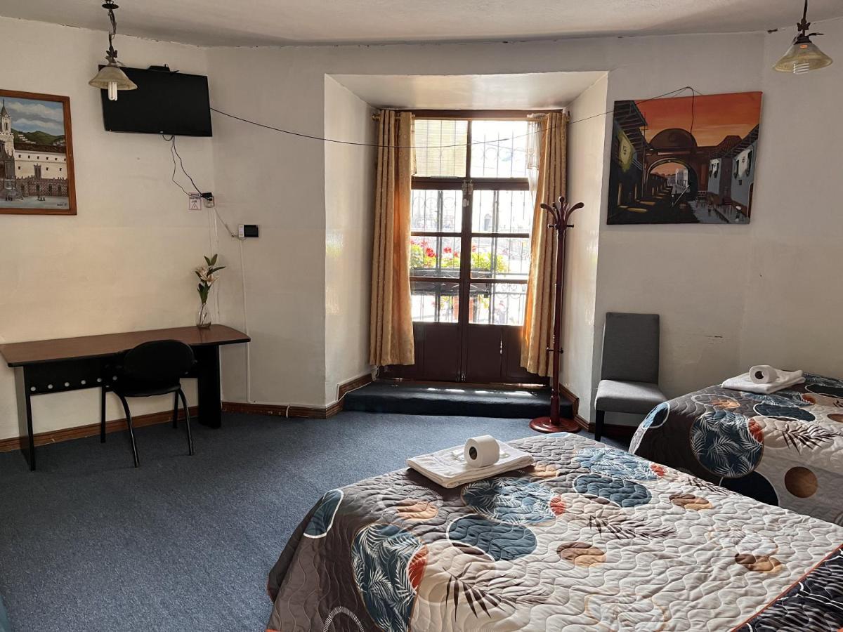 Hostal Benalcazar Quito Eksteriør billede