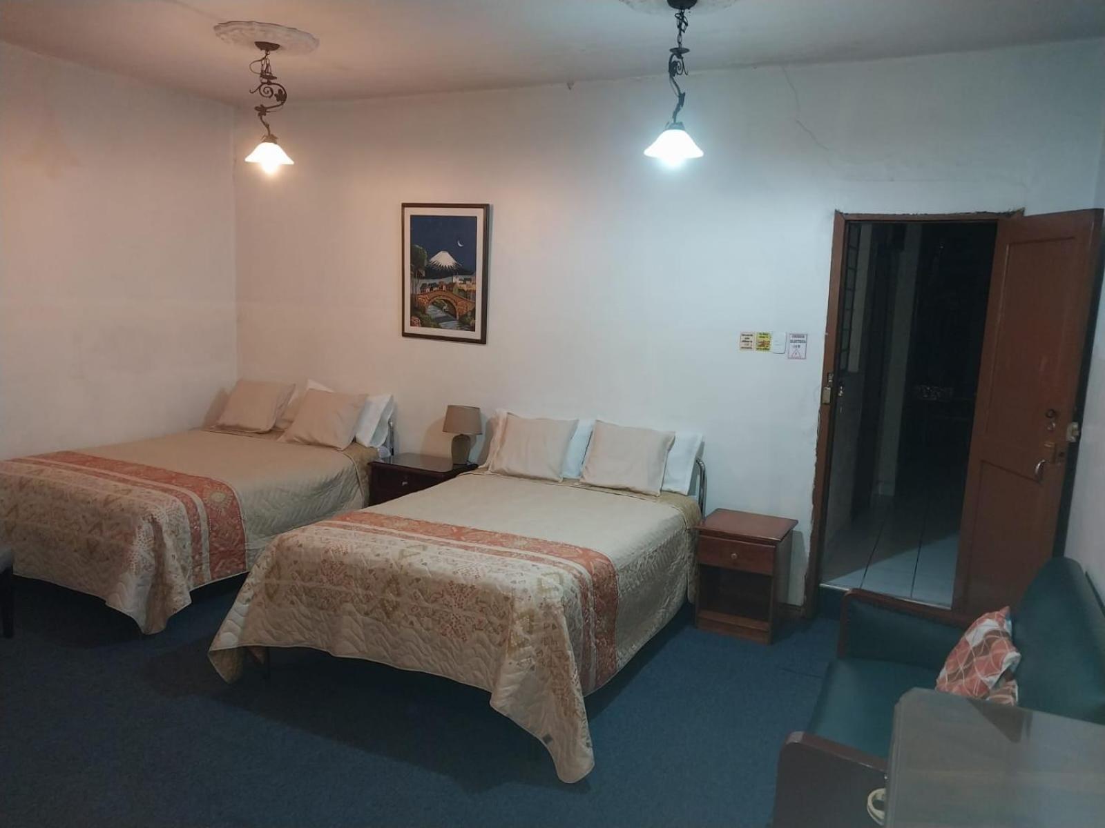Hostal Benalcazar Quito Eksteriør billede