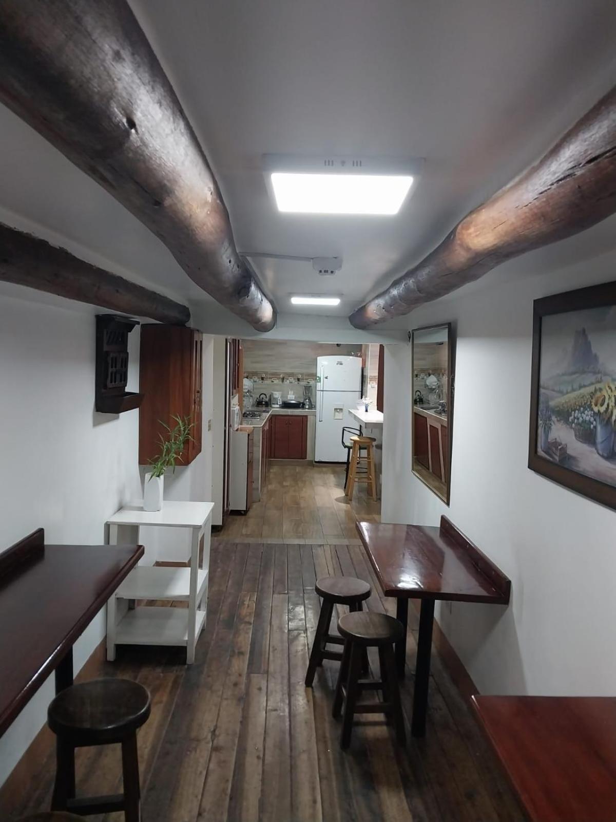 Hostal Benalcazar Quito Eksteriør billede